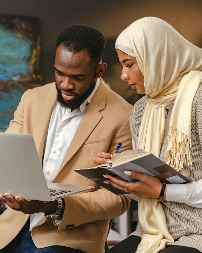 Blended learning and project management online training courses